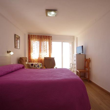 Apartamentos Los Pinos Calpe Buitenkant foto