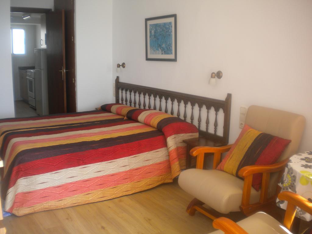 Apartamentos Los Pinos Calpe Buitenkant foto